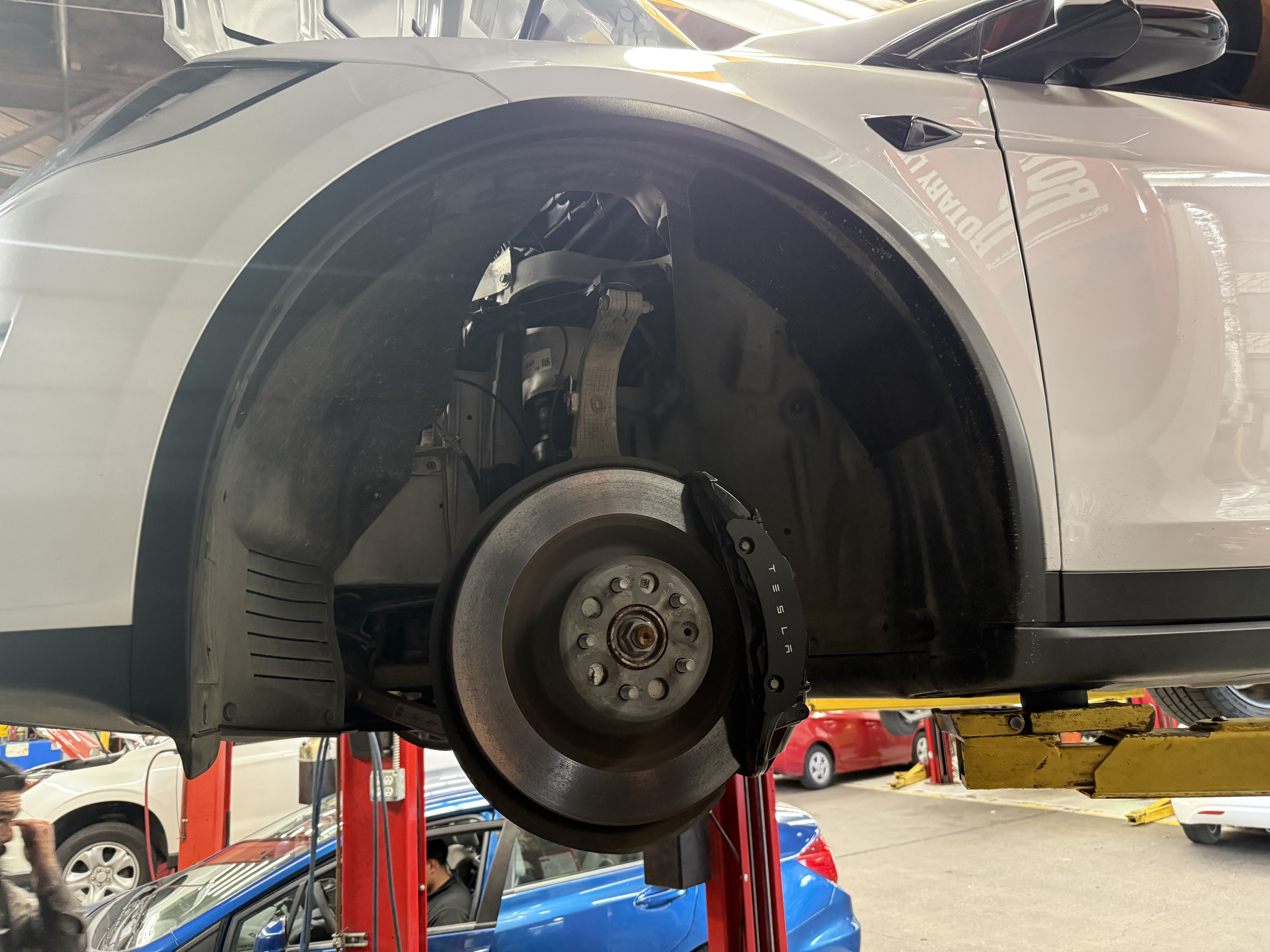 Tesla Squeak Upper Control Arm